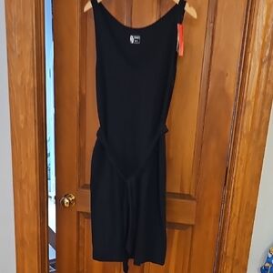 Elegant Black Sleeveless Dress